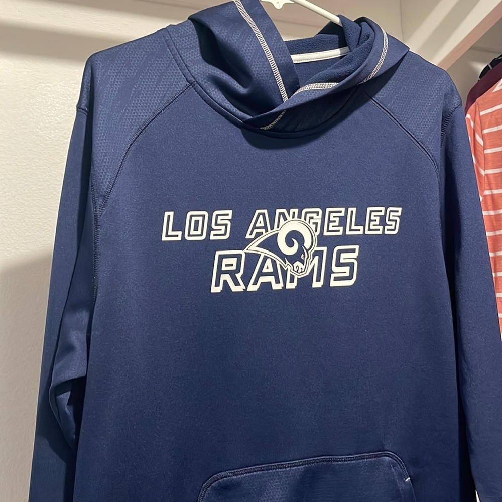 Los Angeles Rams sweatshirt